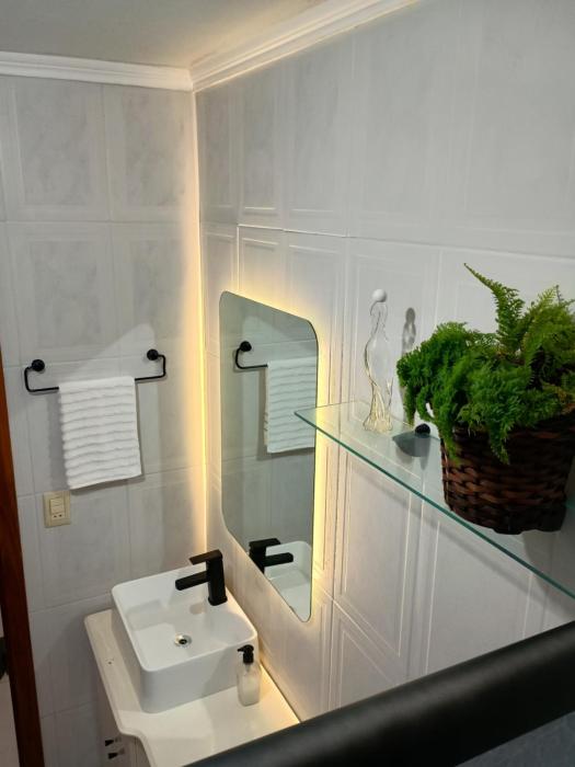 Quarto com banheiro privativo em Estância Velha