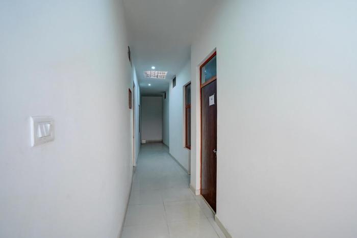 Hotel O Bhavya Inn