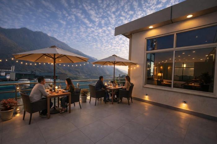 Sitara Premium Dhakad Gold, Near Lakshman Jhula, Tapovan