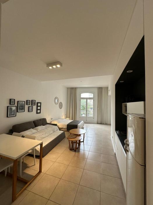 Minimalist Apartment Recoleta Amenities