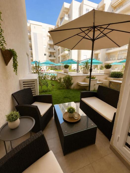 Costa Résidence, Pool & Beach apartment, Chott Meriem