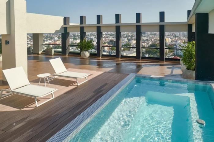 Sdqcityviews Downtownsd Poolgymcentric