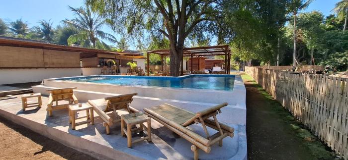 The Tree Poolbar&Resort