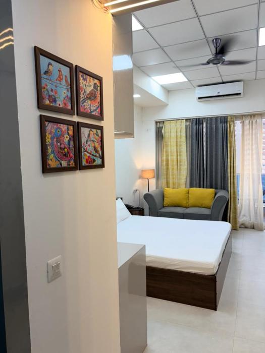 Falco Rooms Smart Room Studio Apartment