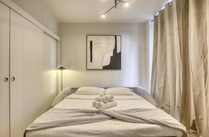 Le Patio Réaumur Elegant 2-Bedroom