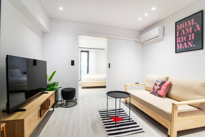 Jana Modern Studio with Balcony & Close to Monastiraki