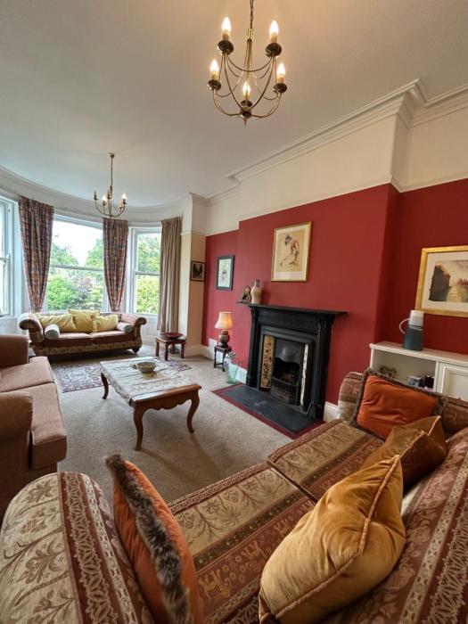 Charming Spacious Duplex Apartment in prime location