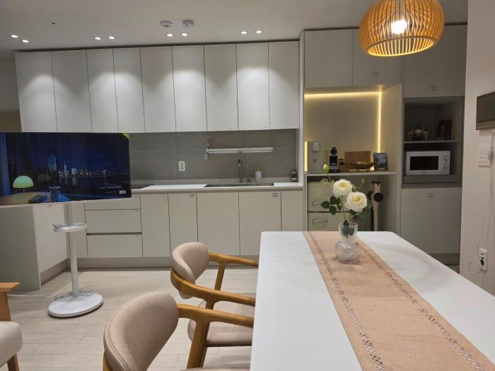 Hi J Stay Yeonnam New Apartment Hongdae 3 Queen Beds Free Parking