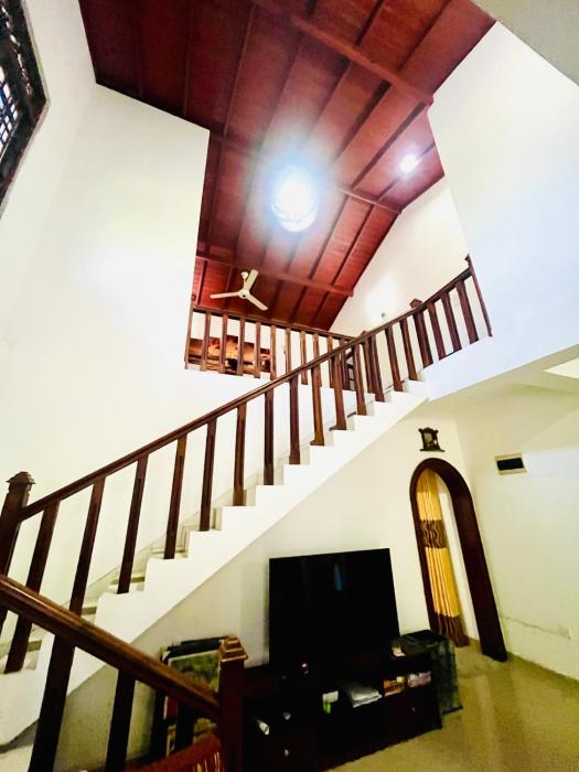 CI Homestay