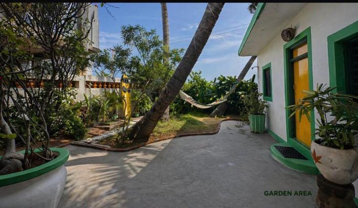 Serenity surf house