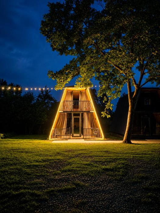 Diamond Cottages