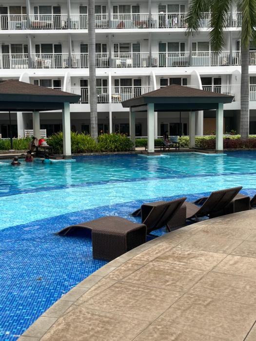 Moa, Shell Residences by Hush
