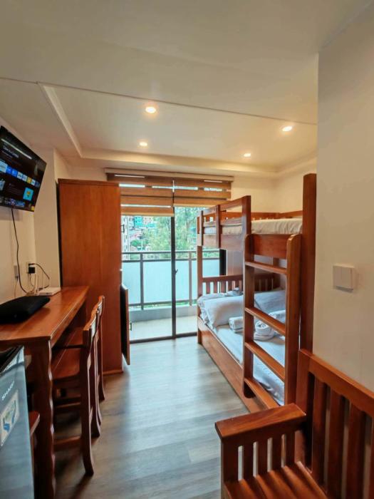 KMMs Transient House