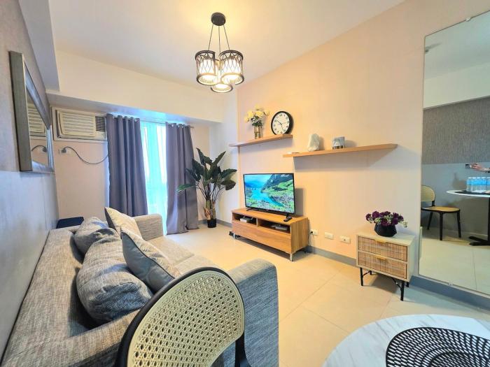 1801T1 Avida Riala IT Park 1 BR Unit