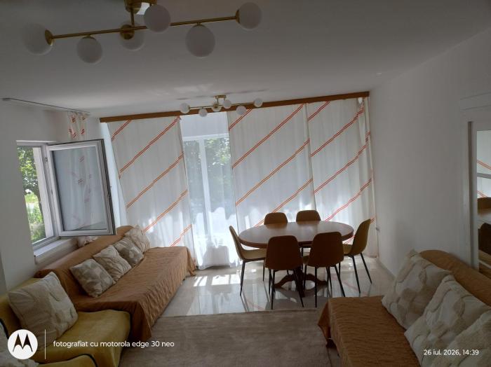 Casa Albinelor - Terasă - Apartament 2-6 persoane