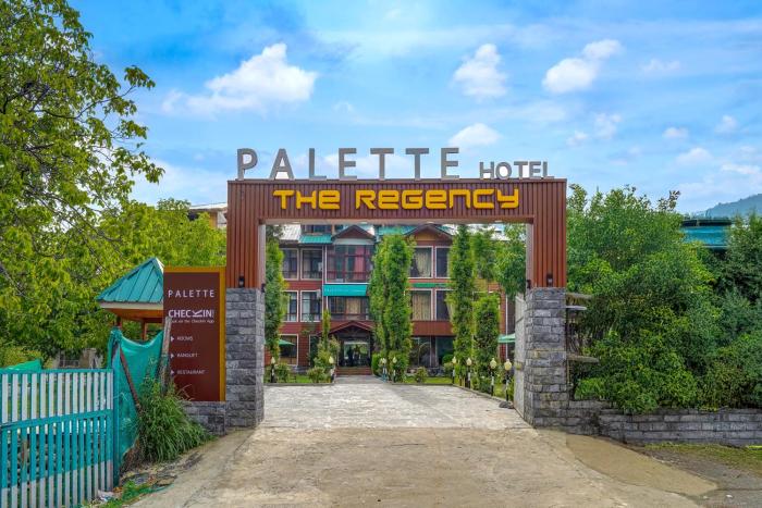 Palette Hotel Regency Valley View Pahalgam By CheckIn