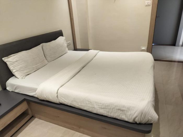 Hotel Radhika