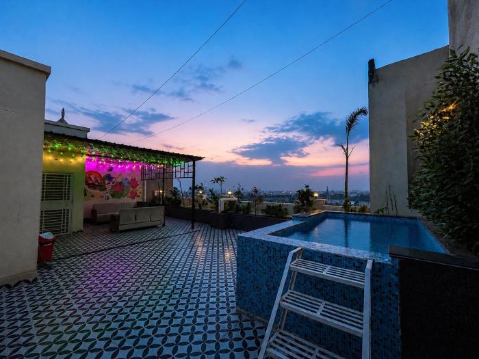 Canvas and Cabana - Cabo