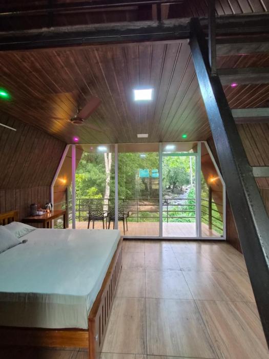 SHIs Wildwood Riverside Retreat Anakulam