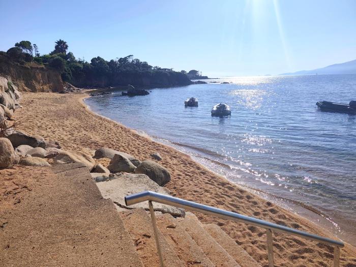 F2 tout confort, les pieds dans leau, PORTICCIO