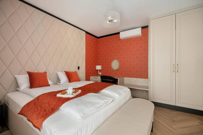 Luxury Apartments with Balconies and Air-Conditioning by Renters Prestige