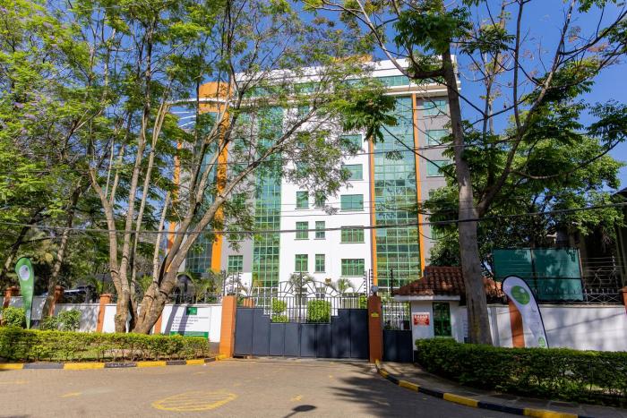 GOLF FURNISHED & SERVICED APARTMENTs