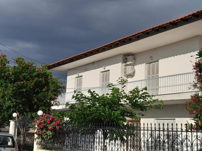 Irakleia Summer House