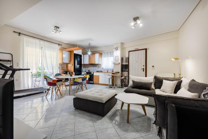 Pallantides Residence