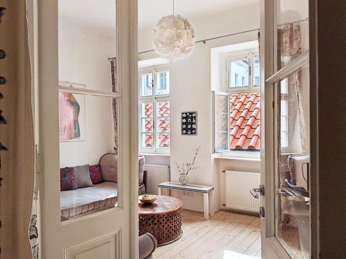 Charming Quiet Retreat Near Charles Bridge