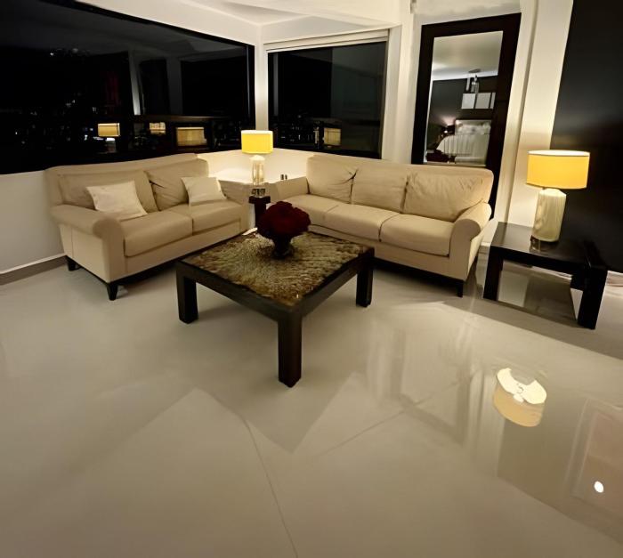 Depto. de lujo, zona residencial