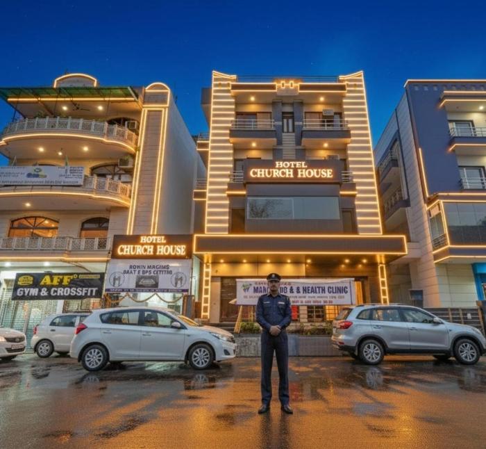 Hotel Church House - Rohini I Near Metro I Spacious Rooms I Friendly Staff I Most Preferred Hotel In Rohini