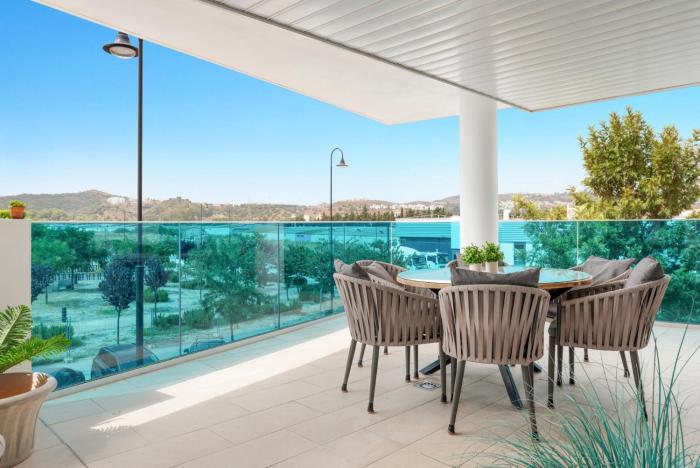 Moderno apto con gran terraza cerca de Fuengirola