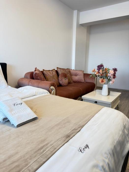 COZY Q Residence - Modern Studios at Palas Mall
