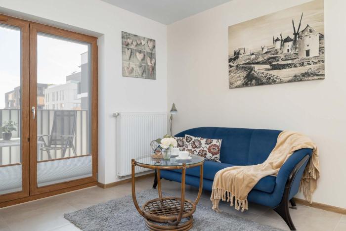 Przestronny Apartament z Miejscem Parkingowym w Katowicach by Noclegi Renters