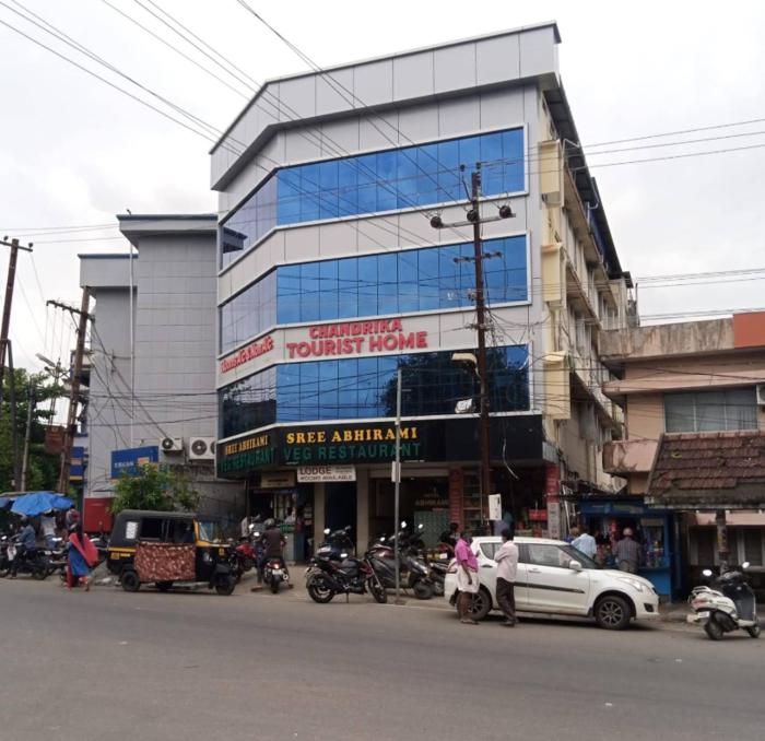Chandrika Tourist Home