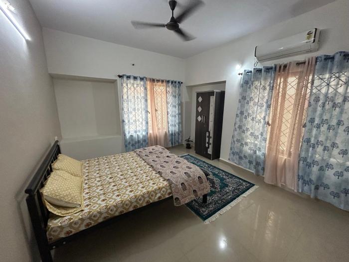 RoyalNest Gardenia Single Bedroom