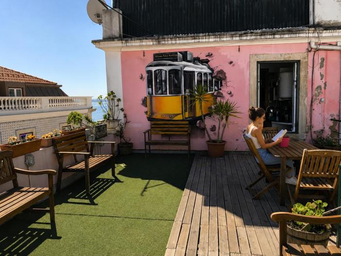 Alfama Patio Apartments