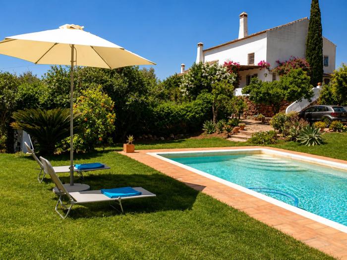 Charming Country House in Silves