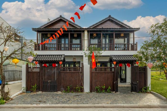 Rosie Private Wooden Villa