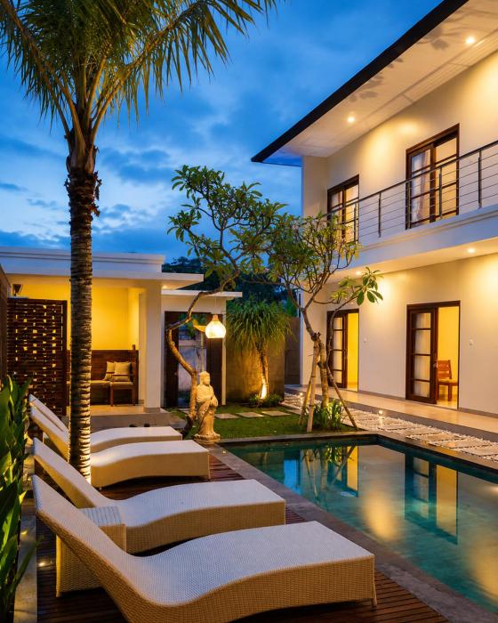 Puri Warung Guest House with Pool in Canggu