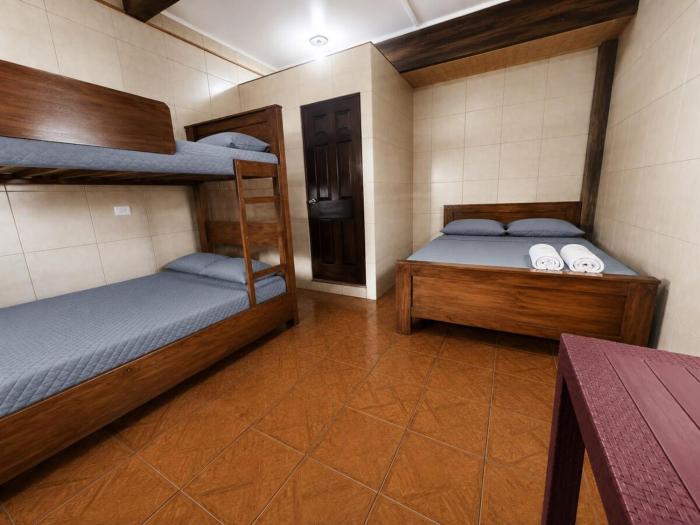 Habitación en segundo nivel con acceso a la playa
