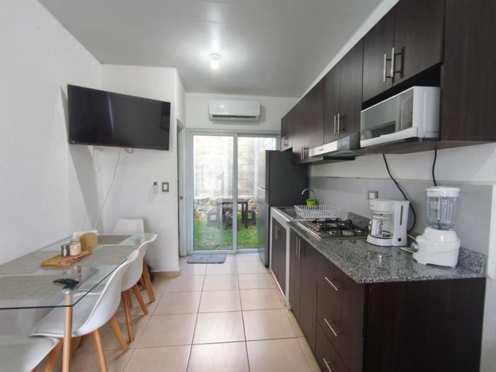 Hermosa casa cerca de todo