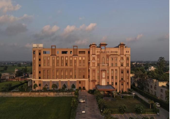 Geeta Sarovar Portico, Panipat