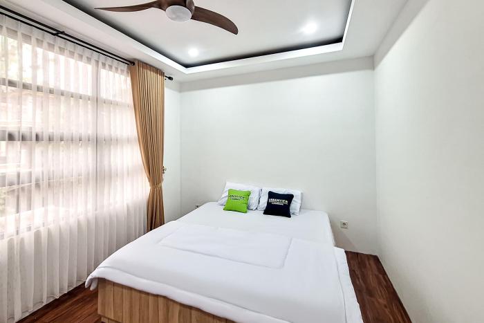 Urbanview Omah Obah Antapani Bandung