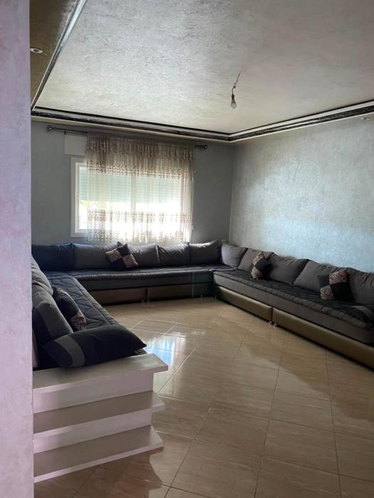 Martil apartment with pool and parking for families