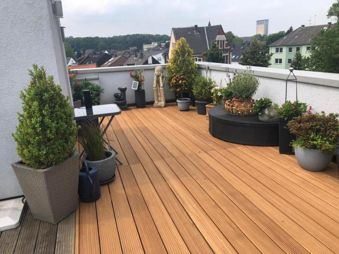Haus mit Dachterrasse