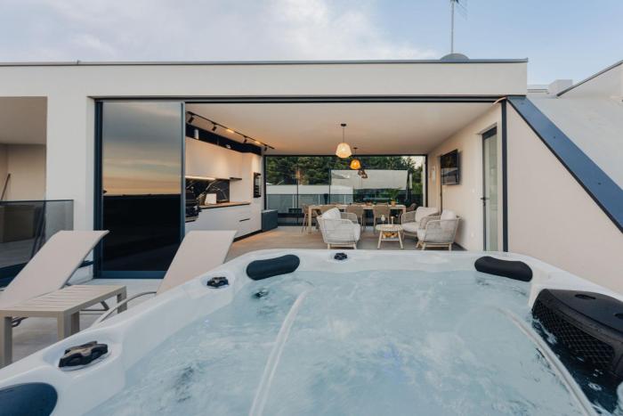 Luxury Apartment Olearis