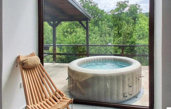 Med trsjem Vineyard Spa Retreat
