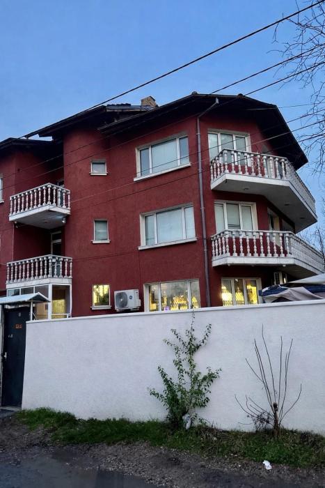 Hostel Petrovi