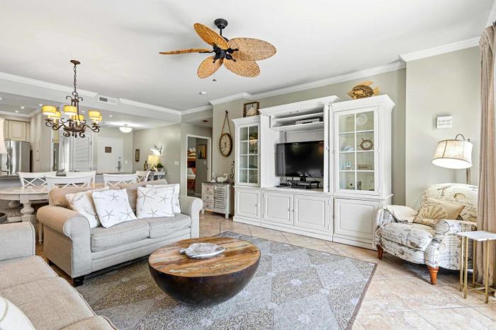 Coastal Comfort at TOPSL Summit 309C